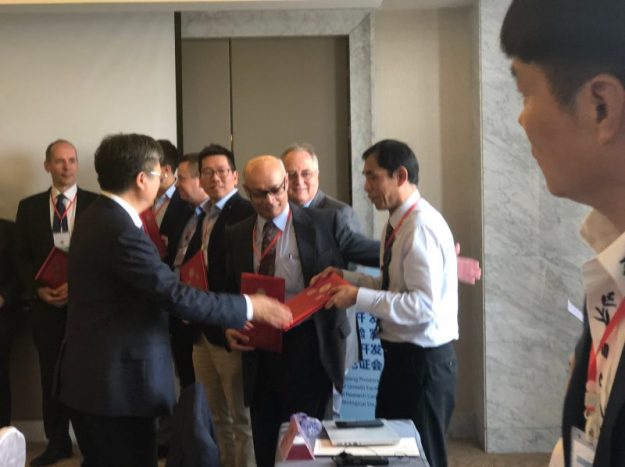 Camaraderie at the Hangzhou meeting