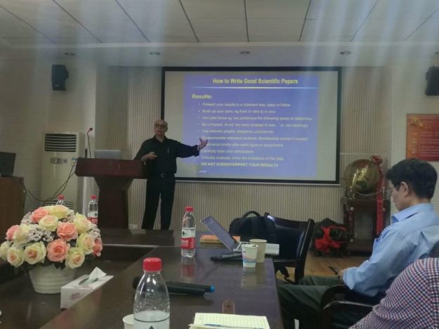 Class on 'How to write good scientific papers', Wenzhou University