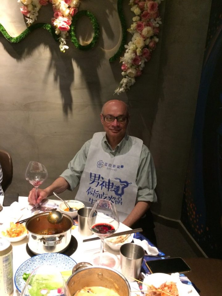 Protective covering for dinner