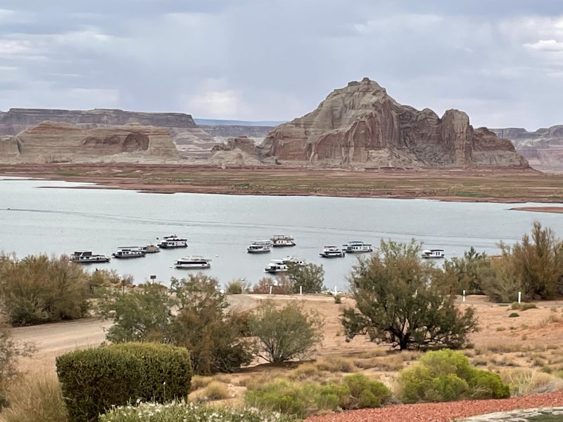 House boats on Lake Powell.