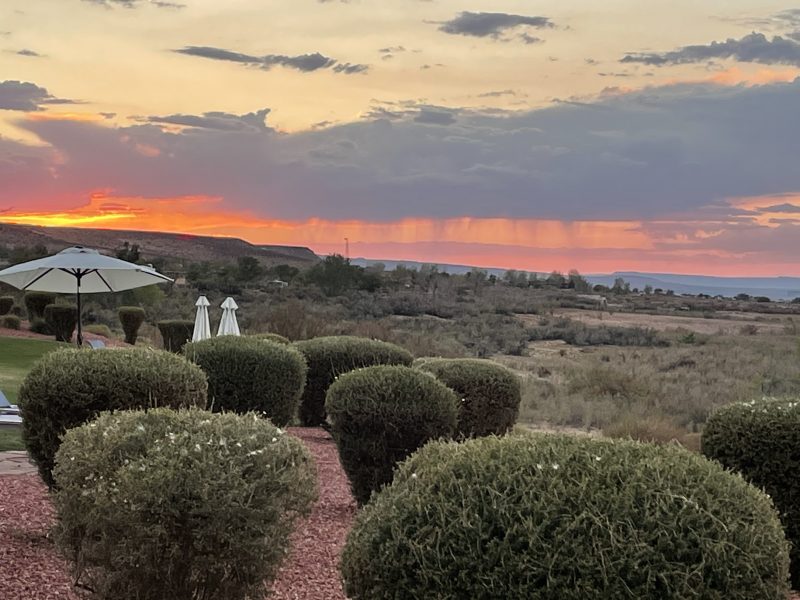 A glorious sunset from Lake Powell Resort.