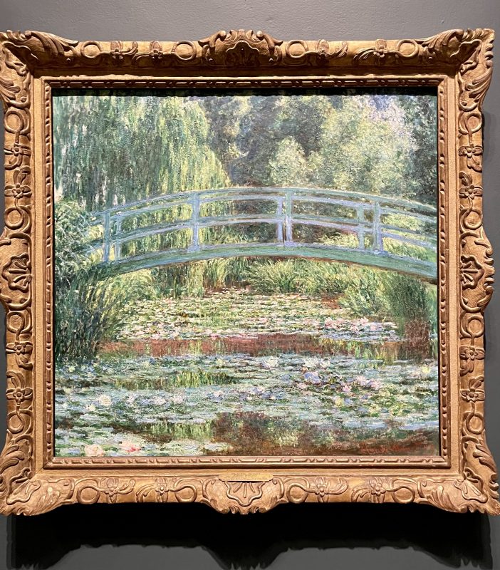 Japanese Footbridge and the Water Lily Pool, Giverny. Claude Monet.