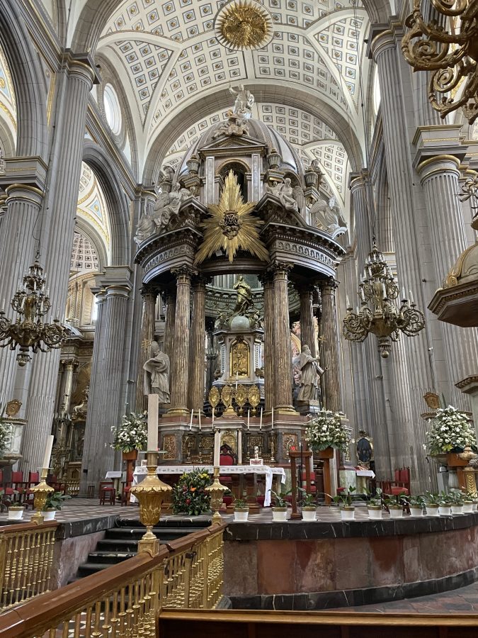 The impressive nave of Puebla Cathedral, Mexico.