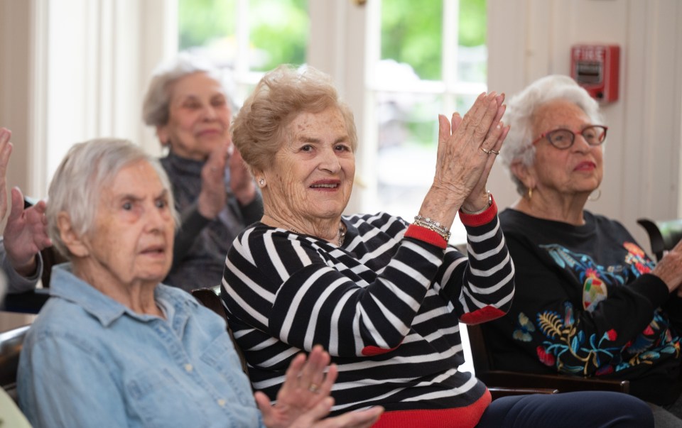 Audience clapping after Traeltalks.