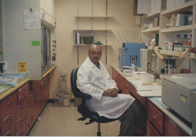 Research scientist in the lab.